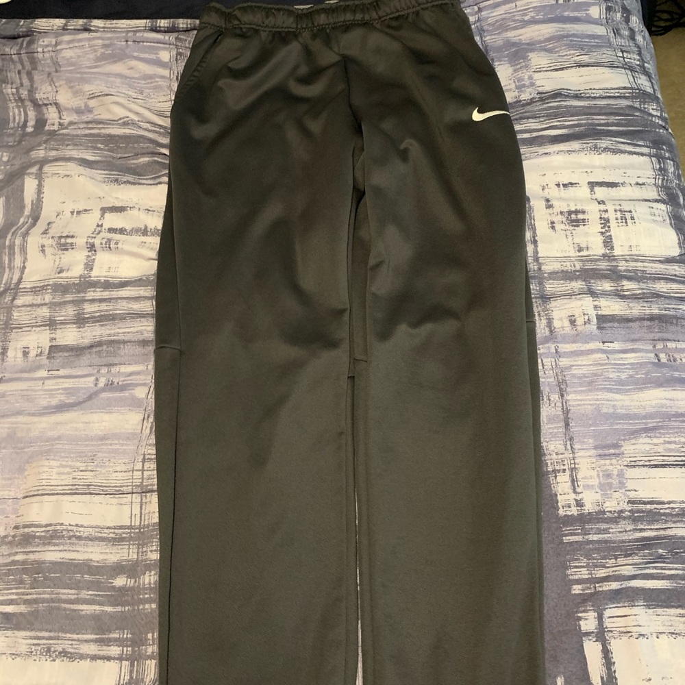 Nike non-tapered pants